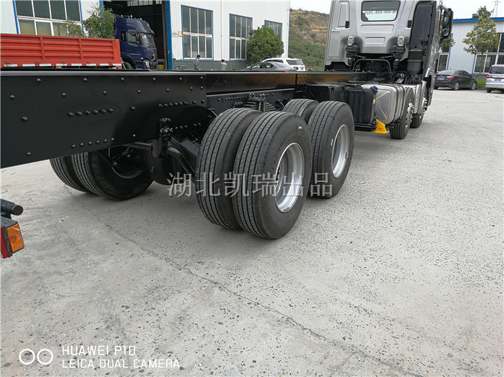 冷鉚結(jié)構(gòu)加固檢衡車副車架 冷鉚結(jié)構(gòu)加固檢衡車副車架