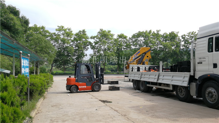 ��܇���\���a���ӷ���