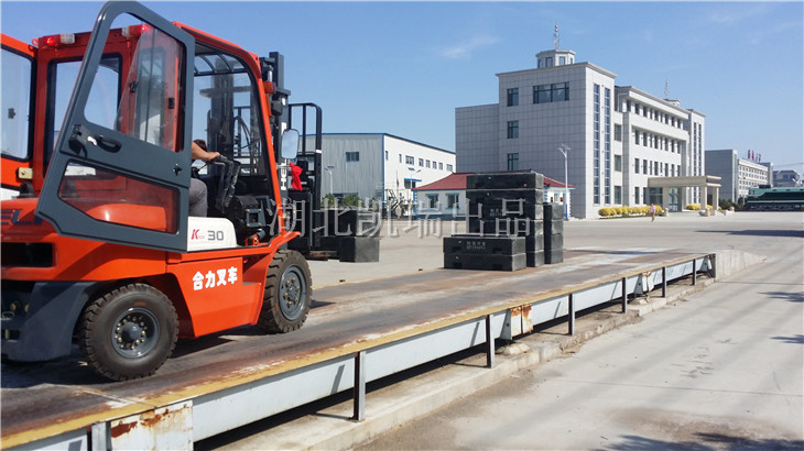 ��܇���w���\���a